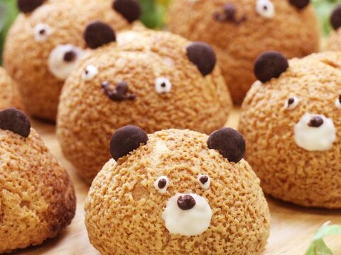 クマ太郎シュークリーム